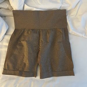 Amazon Contour Biker Shorts